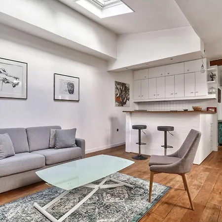Guestready - Charming With Patio